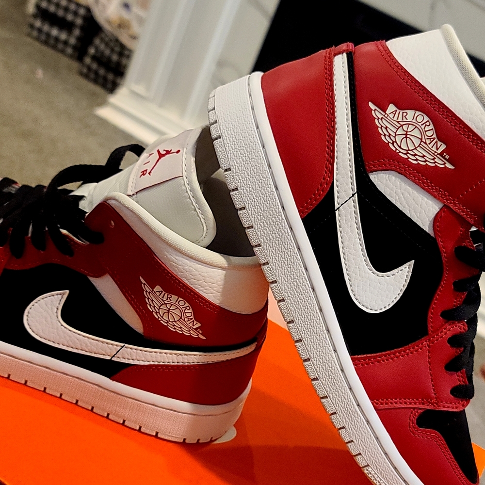 Air jordan 1 mid